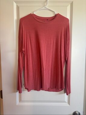 Women’s Gap Long-Sleeve Crewneck Shirt - Rose Red